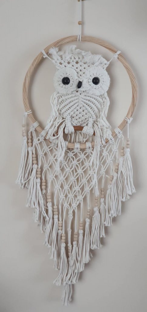 Makramé álomfogó-Bagoly motívummal